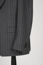 Load image into Gallery viewer, New SUITREVIEW Elmhurst Storm Gray Stripe Wool and Cashmere Wide Peak Suit - Size 44R