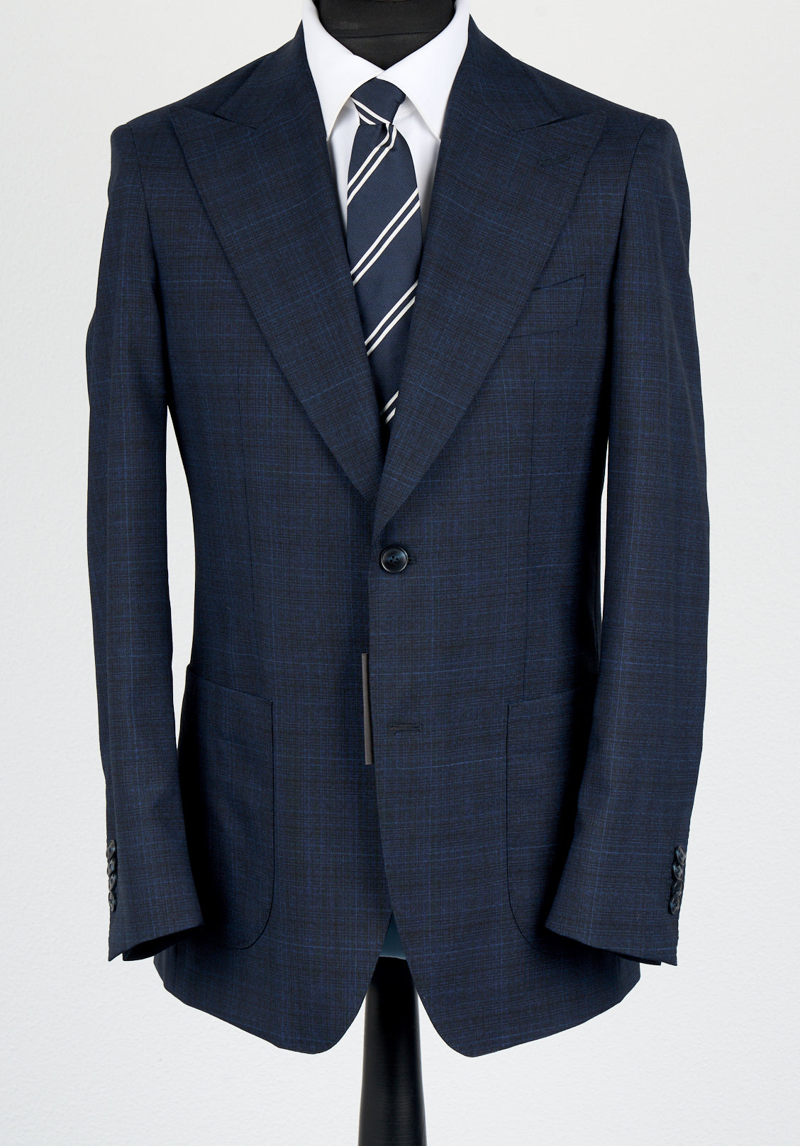 New SUITREVIEW Elmhurst Deep Blue Check 2 Ply Traveller Peak Lapel Suit - Size 36R, 38R, 40S, 42R, 44R