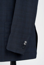 Load image into Gallery viewer, New SUITREVIEW Elmhurst Deep Blue Check 2 Ply Traveller Peak Lapel Suit - Size 44R