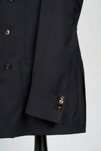 Load image into Gallery viewer, New SUITREVIEW Elmhurst Midnight Navy Pure Wool Traveller Zegna DB Suit - Size 42R (6mm AMF)
