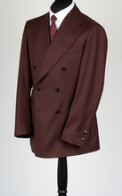Load image into Gallery viewer, New SUITREVIEW Elmhurst Burgundy Pure Wool Super 130s DB Suit - Size 40R