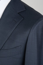 Load image into Gallery viewer, New SUITREVIEW Elmhurst Navy Check Pure Wool All Season Suit - Size 44R