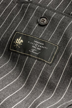 Load image into Gallery viewer, New Suitsupply Havana Traveller Dark Gray Stripe Unlined Suit - Size 40R and 42R